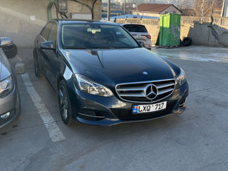 Mercedes E-Class foto 2