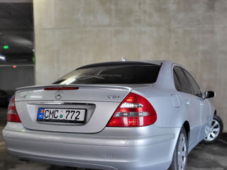 Mercedes E-Class foto 6