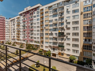 Apartament cu 2 camere, 70 m², Centru, Chișinău