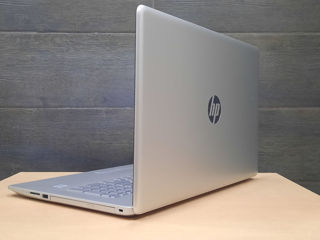 HP 17.3''HDPlus - Core i3 1035G1 - 8 GB RAM - 128GB SSD+HD 1TB foto 5