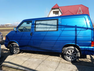 Volkswagen T4 foto 4