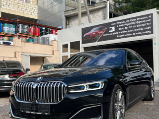 BMW 7 Series foto 2