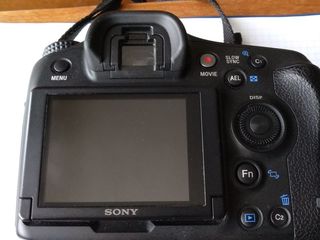 Фотоаппарат Sony SLT-A68+объективы на Sony A-mount foto 7