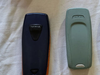 Se vinde 3 telefoane : nokia 3310,nokia 3410 , nokia 3510 toate in stare functionala foto 2