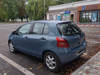 Toyota Yaris foto 4