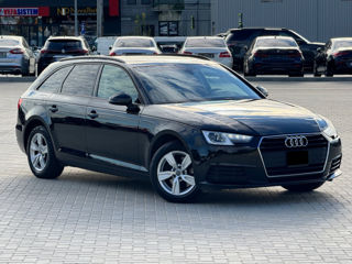 Audi A4 foto 1