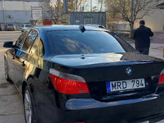 BMW 5 Series foto 1