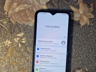 Продам Samsung a50 в хорошем состоянии на 64gb +чехол