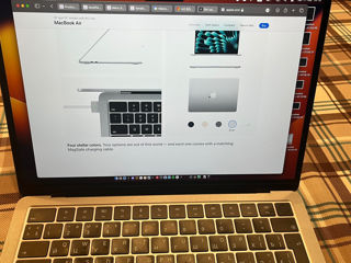 MacBook Air m2 512GB !!!Silver а чехле и защитной пленке foto 5