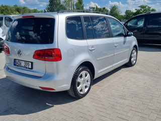 Volkswagen Touran foto 7