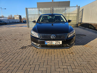 Volkswagen Passat foto 9