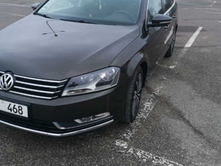 Volkswagen Passat foto 3