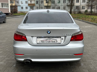 BMW 5 Series foto 9