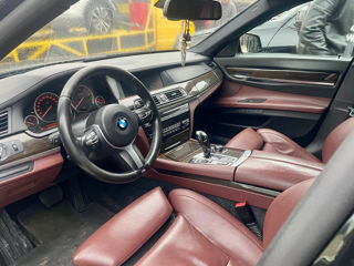 BMW 7 Series foto 5