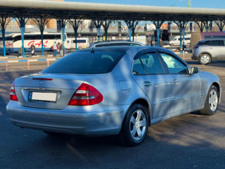 Mercedes E-Class foto 6