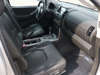 Nissan Pathfinder foto 9