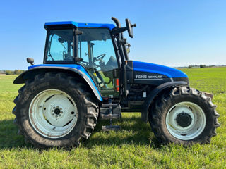 Tractor New Holland TS 115 foto 3