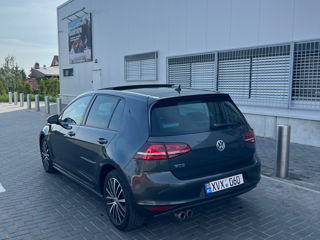 Volkswagen Golf foto 2