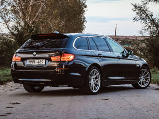 BMW 5 Series foto 3