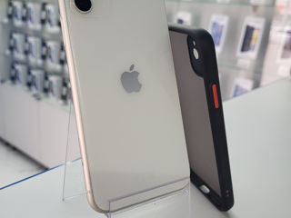 Iphone 11 64 GB foto 2