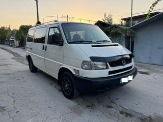 Volkswagen caravella multivan foto 2