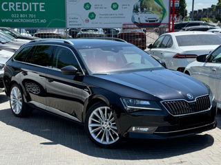 Skoda Superb foto 4