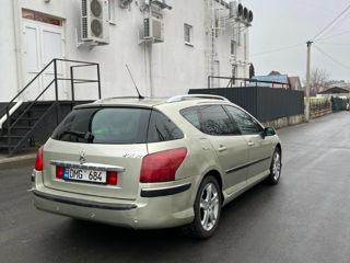 Peugeot 407 foto 6