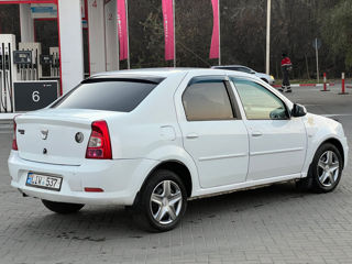 Dacia Logan foto 3