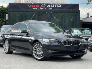 BMW 5 Series foto 4