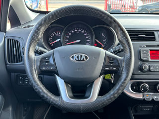 KIA Rio foto 12