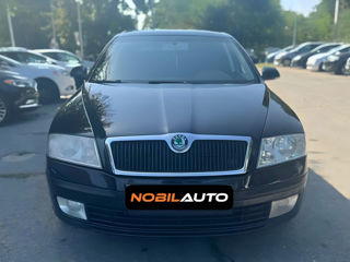 Skoda Octavia foto 2