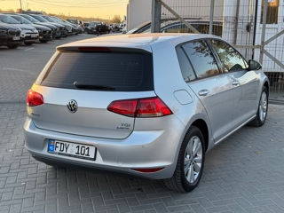 Volkswagen Golf foto 6