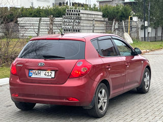 KIA Ceed foto 4