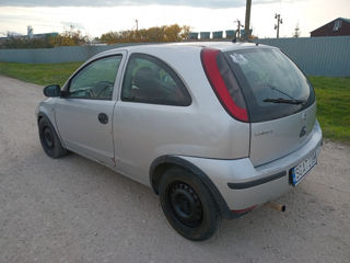 Opel Corsa foto 6