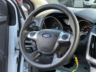 Ford Focus foto 9