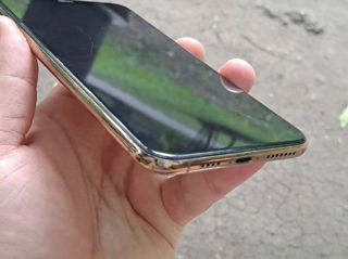 iPhone XS Max Gold 64 Gb foto 6