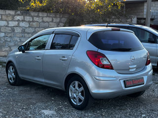 Opel Corsa foto 4