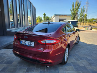 Ford Fusion фото 13