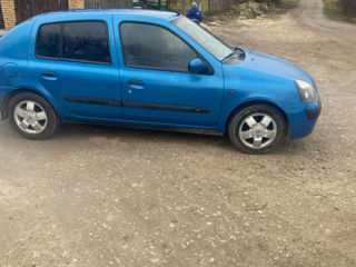 Renault Clio foto 5