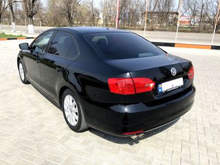 Volkswagen Jetta foto 5