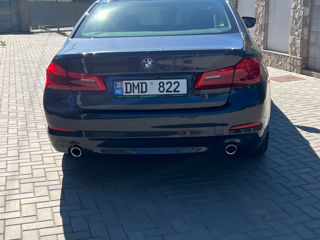 BMW 5 Series foto 3