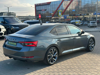 Skoda Superb foto 4