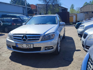 Mercedes C-Class foto 6