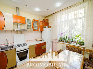 Apartament cu 2 camere, 61 m², Centru, Chișinău foto 7