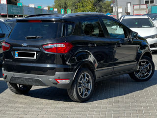 Ford EcoSport foto 3