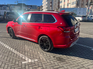 Mitsubishi Outlander foto 5