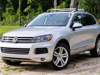 Volkswagen Touareg foto 1