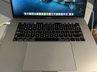 MacBook Pro 15 2017 Space Gray foto 2