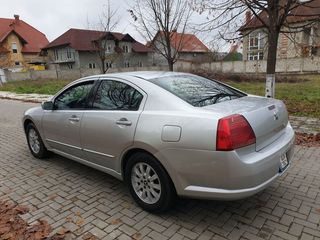 Mitsubishi Galant foto 8