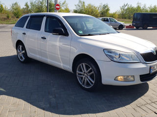 Skoda Octavia foto 1